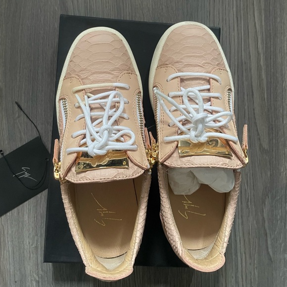 Giuseppe Zanotti Sneakers - Picture 4 of 11